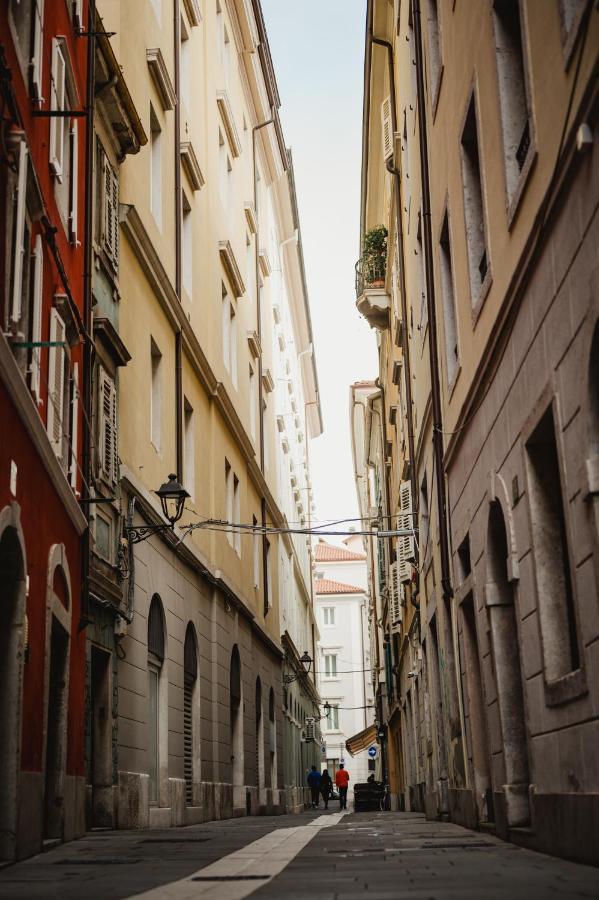 Monolocale Marino In Centro Storico Leilighet Trieste Eksteriør bilde