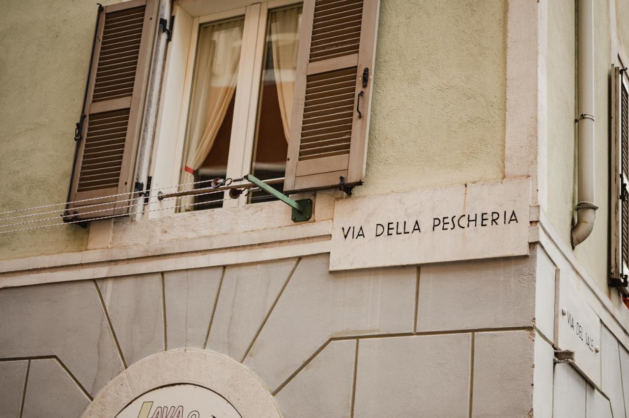 Monolocale Marino In Centro Storico Leilighet Trieste Eksteriør bilde